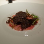 ライラ - 南フランス産仔牛ランプ肉のカルパッチョ 冬トリュフ 焼いた松の実 水菜 2015.1.2x