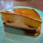 DAIBAN COFFEE cafe - プリンケーキ630円✨️レギュラーの人気メニュー♪かためプリンとスポンジにカラメル染み染みです。