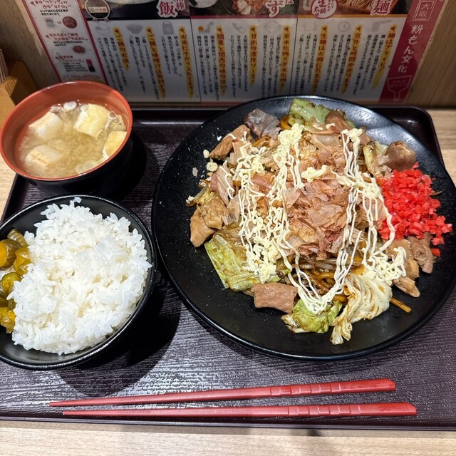 TEPPEN - Shimbashi/Stir-fried noodles | Tabelog