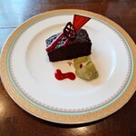 アリオ・エ・オリオ - ◯ガトーショコラ
このお店のガトーショコラのチョコレート濃度は
どうしても普通〜少なめには感じてしまうけれど

◯抹茶のパンナコッタ
ミルキーさと抹茶が合っていて
適度な甘み感で美味しい