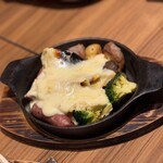141 OUJI TABLE - 