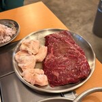 焼肉ホルモンべーす - 