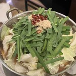 博多名物 もつ鍋 笑楽 - 