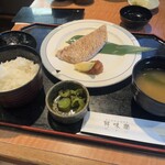 鮮味楽 - マグロのかまやき