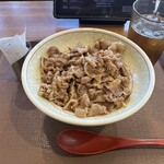 すき家 - 料理写真:牛丼(中盛)650円 ねぎ抜き