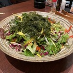 琉球酒場 げん - 海ブドウサラダ