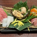 琉球酒場 げん - お造り五種盛り