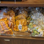 御菓子司 うさぎや - 手焼煎餅