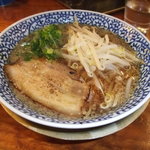 ラーメン若松 - ラーメンです。屋台時代からの基本メニューです。