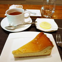 ダイニング 流 - チーズケーキと紅茶