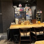 さしみのとったり - カウンター付近