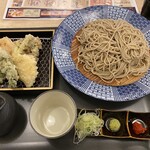 蕎麦と天ぷら よし蔵 - 料理写真:季節の野菜天十割蕎麦