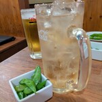 新時代 - ジンジャーエール、お通し(枝豆)