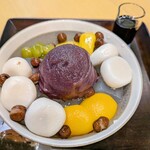 カフェ加賀麩不室屋 - 麩あんみつ 1,350円✨️つるっともちっと感覚のしら玉麩に寒天やえんどう豆、うぐいす豆等を黒みつで頂きます♪