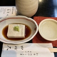 日本橋 やぶ久 - お通しと熱燗