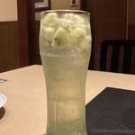 かに・ふぐ料理 玄品 - 果肉入りキウイサワー