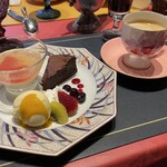 欧風カレー 白山舎  - 