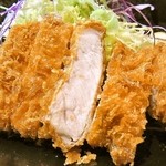 とんかつ 大宝 - 『ロースかつ』単品1250円　定食1450円（ディナー価格）