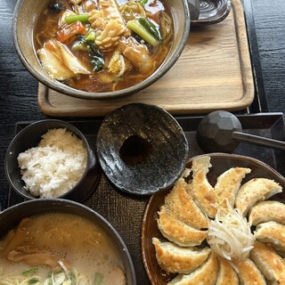 口コミ一覧 : 五味八珍 大井松田店 - 相模金子/餃子 [食べログ]