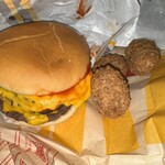 マクドナルド - 倍ダブルチーズバーガーとクリームブリュレホットドーナツ