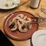ネコノワイン - 野沢菜油炒めのガランティーヌ
