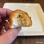 中華ダイニング チンシュイ - もう少しカスタードクリーム入ってでも良いのでは？