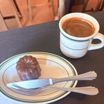 Standout coffee - アメリカーノ、クラシックカヌレ