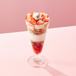 nana's green tea - 料理写真:【期間限定】桜と苺のショートケーキパフェ