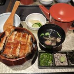 炭燒鰻魚・雞肉 登河 - 