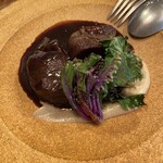 清澄白河 フジマル醸造所 - 都萬牛スネ肉の赤ワイン煮込み