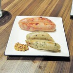 トウキョウ ステーション ビア スタンド - ソーセージ２種盛