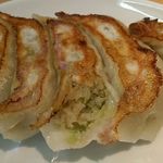 中華珍満 - 餃子(500円)