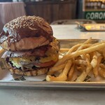 THE GREAT BURGER STAND - 