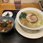 新宿めんや風花 - 