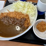 かつや - 料理写真:カツカレー（竹）　ポテトコロッケ