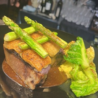 アラカルトのお肉料理