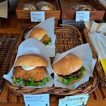 ぱん吉 - 海老カツバーガー、メンチカツバーガー