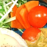 蜃気楼 - 大根アチャール、プチトマト