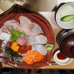 蟹與海鮮Bonta Kurufu福井站前店 - 海鮮丼