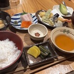 石亭 - 