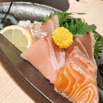 炭と海鮮と串焼きと肴 とっとっと - 