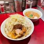 豚らーめん ミドリカワ - 料理写真:つけ麺 濃厚（並盛・ヤサイ）@¥1100