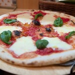 ピザとハムと時々ワイン ボンジョルノ食堂 - 