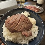 焼肉 ドラゴン - 