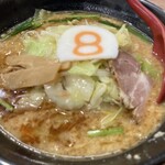8番らーめん - 料理写真: