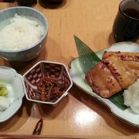 伊豆の旬 やんも 南青山店 - めぬけ味噌付け焼き定食