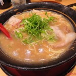 豚旨うま屋ラーメン - うま屋セットの特製ラーメン