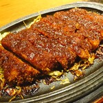 名古屋名物 みそかつ 矢場とん - 鉄板リブとんかつ