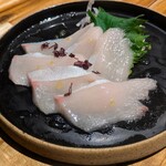 炭與海鮮與串燒與肴 Totttotto 難波千日前店 - ハマチ柚子カルパッチョ