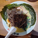 横浜らーめん 一八家 - とんこつ醤油らーめん並盛＋のり･きくらげ増